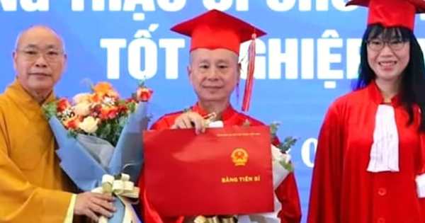 Yêu cầu ĐH Luật b.áo cáo việc ông Thích Chân Quang nhận bằng tiến sĩ trong 2 năm
