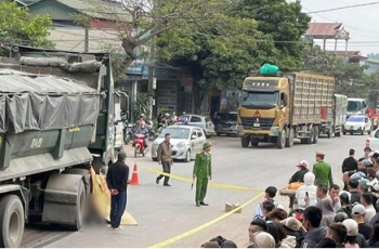 Nam s.inh lớp 11 gặp TNGT t.u v.ong th.ương t.âm khi đi viếng bạn cùng lớp: Thầy cô và bạn bè bàng hoàng tiếc thương