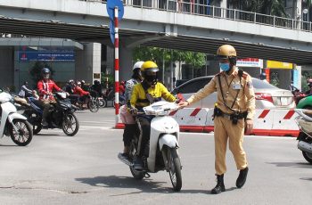 Tin vui: Từ năm 2025 trở đi, 5 trường hợp vượt đèn đỏ này không lo bị CSGT xử phạt dù là 100k hay 20 triệu, ai không biết đúng là quá phí – News