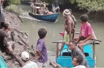 Hai mẹ con cùng bị cá sấu ăn thịt trong một ngày