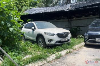 ‘Bỏ quên’ Mazda ở quán bia Hà Nội nhiều năm, chủ xe xuất hiện với lý do bất ngờ