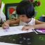 Con g.ái 7 tuổi mê vẽ r.ắn còn đoạt cả g.iải thưởng, bố mẹ tự hào nhưng cô giáo xem xong lập tức cau mày: “B.áo cảnh s:;át đi!”
