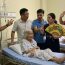 Tôi gục ngã khi nghe các con nói: ‘Mẹ bệnh thì cứ chia ngày nuôi như chia ca làm việc!’, sáng hôm sau tôi liền đưa ra quyết định…