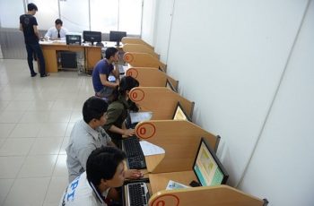 Từ ngày mai: Người để Giấy phé:;p lái xe quá hạn từ 3 tháng, sẽ phải thi lại cả lý thuyết và mô phỏng?