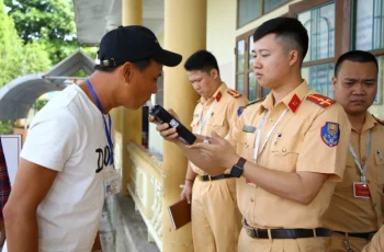 CSGT của hơn 10 tỉnh thành bắt đầu tổ chức sát hạch giấy phép lái xe