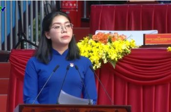 Cô gái phát biểu ở đại lễ 30/4 là ai?