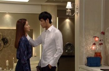 Thuê anh xe ôm giá 2 triệu đến dự đám cưới người yêu cũ, và cái kết không ngờ tới… Thuê anh xe ôm giá 2 triệu đến dự đám cưới người yêu cũ, và cái kết không ngờ tới…