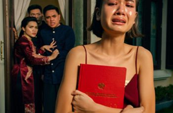 Lấy nhau 3 năm chồng liên tục sinh sự để ly hôn, bất ngờ ngày ra tòa bố chồng bỗng dúi cho con dâu cuốn sổ đỏ, 5 năm sau lặng người nghe tin chấn động
