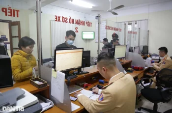 “Đi đăng ký xe bây giờ chỉ mất… vài phút”