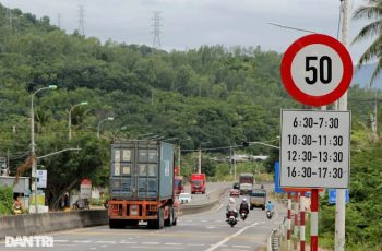 Tài xế “quáng gà” trước biển hạn chế tốc độ trong 4 khung giờ trên quốc lộ