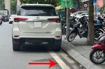 Vạch kẻ trắng liền sát vỉa hè để làm gì? Biết kẻo mất tiền oan