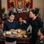 Dậy từ 3h sáng, 1 mình làm cỗ từ a đến z nhưng vẫn bị mẹ chồng chê vụng về vì “có mấy mâm cỗ làm không xong”, tôi vẫn đon đả bưng lên nhưng âm thầm cho vào mâm cỗ 1 thứ, đúng 30 phút sau tất cả tá hỏa đứng dậy về hết chỉ vì…