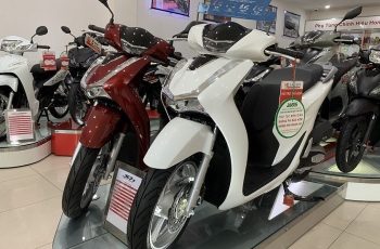 Bảng giá xe Honda SH 2025 cuối tháng 8/2025 lao dốc không phanh: Khách Việt đổ xô săn đón vì quá rẻ