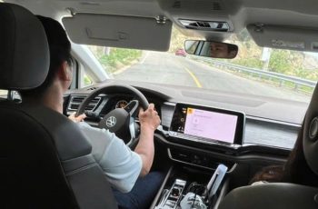 Làm sao để tránh ‘giấc ngủ trắng’ khi lái ô tô đường dài