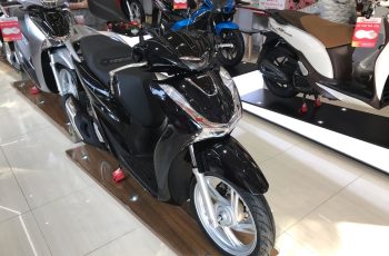 Bảng giá xe máy Honda tháng 9/2025 đồng loạt giảm mạnh: Khách Việt đổ xô mua SH và Vision vì quá rẻ