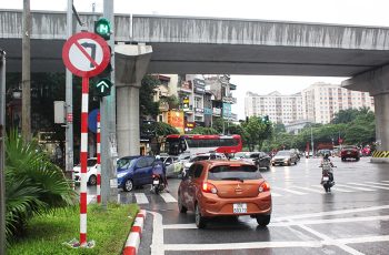 Biển cấm rẽ trái CÓ CÒN CẤ:M quay đầu hay không? Nay đã có CÂU TRẢ LỜI