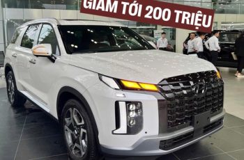 Hyundai chơi lớn: Bảo hành tăng lên tới 8 năm, giảm giá hàng loạt xe đến 200 triệu đồng, MPV thậm chí ‘đọ giá’ xe cỡ A