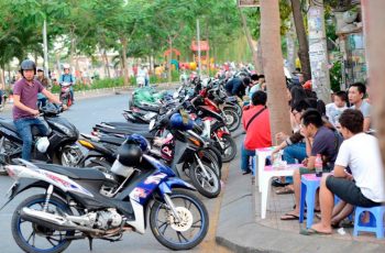 Hà Nội: Giành lại vỉa hè cho người đi bộ, không thể chậm trễ! ĐÃ CÓ phương án