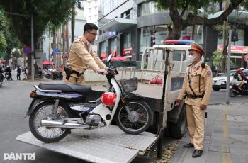 Người vi phạm bỏ xe, không nộp phạt sẽ không được cấp đổi giấy phép lái xe
