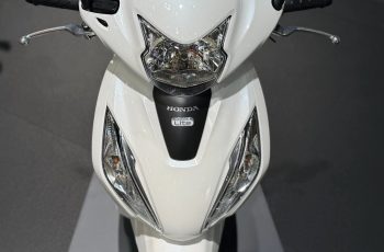 Honda Vision phiên bản 2026 chính thức lộ ảnh thực tế: Thiết kế đỉnh hơn SH Mode, giá 33 triệu đồng