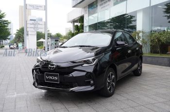 Khách Việt ùn ùn săn đón Toyota Vios vì giá lăn bánh cuối tháng 11/2025 rẻ át vía Hyundai Accent Khách Việt ùn ùn săn đón Toyota Vios vì giá lăn bánh cuối tháng 11/2025 rẻ át vía Hyundai Accent