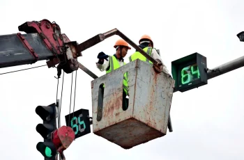 Điều khiển đèn giao thông ở Hà Nội bằng AI Điều khiển đèn giao thông ở Hà Nội bằng AI