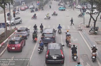 Đã có danh sách hơn 200 xe máy bị phạt nguội ngày 12/12 tại một nút giao ở Hà Nội Đã có danh sách hơn 200 xe máy bị phạt nguội ngày 12/12 tại một nút giao ở Hà Nội