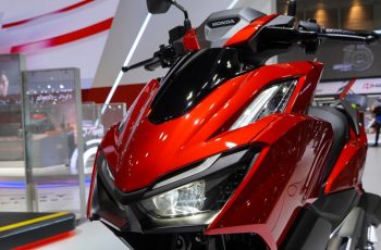 Honda Vario 160 mới rục rịch ra mắt, hứa hẹn sẽ khiến Air Blade ‘lu mờ’ bằng thiết kế được cập nhật Honda Vario 160 mới rục rịch ra mắt, hứa hẹn sẽ khiến Air Blade ‘lu mờ’ bằng thiết kế được cập nhật