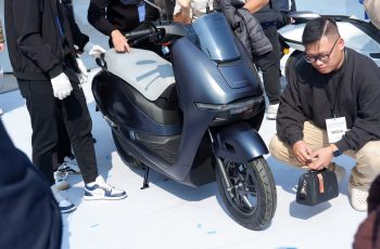 Honda ra mắt xe máy điện UC3: Thiết kế hiện đại, di chuyển 120km một lần sạc Honda ra mắt xe máy điện UC3: Thiết kế hiện đại, di chuyển 120km một lần sạc