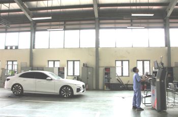 Người dân bất ngờ vì đăng kiểm ô tô sát Tết… quá nhanh Người dân bất ngờ vì đăng kiểm ô tô sát Tết… quá nhanh